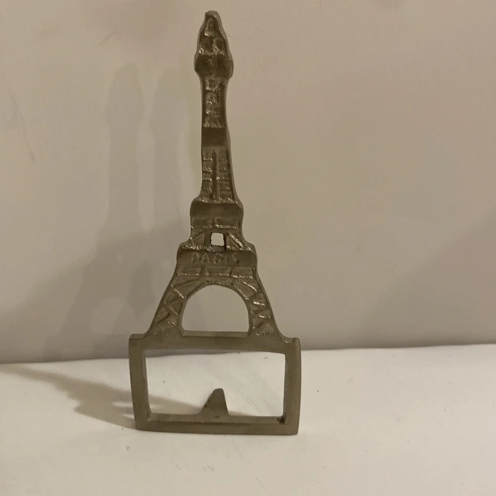 Eiffiel Tower Bottle Opener (CU)